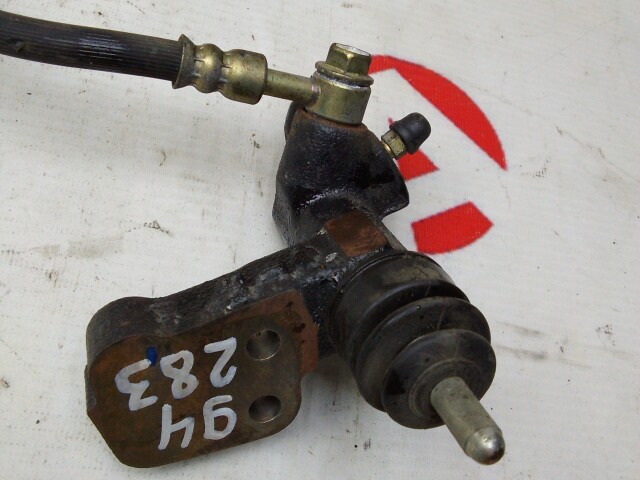 Рабочий цилиндр сцепления NISSAN Sunny QG18-DE