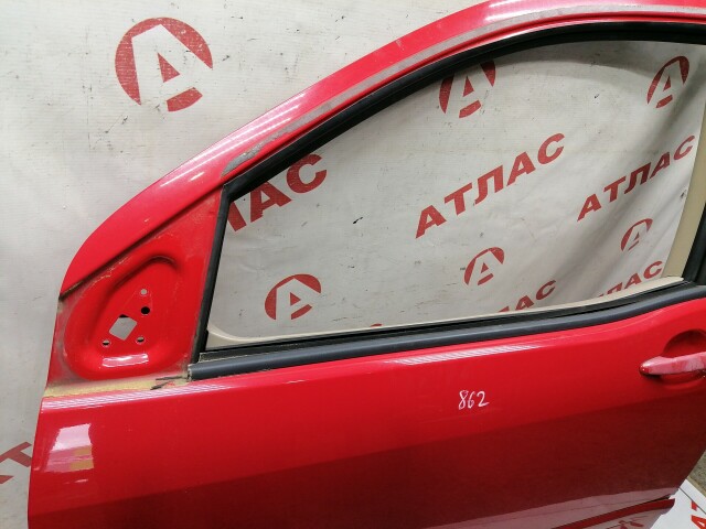 Дверь TOYOTA Raum 