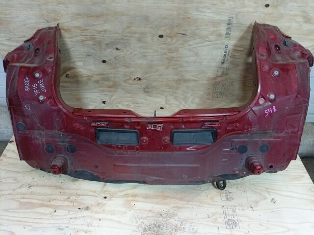 Задняя панель NISSAN Juke 