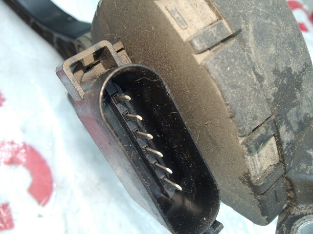 Педаль газа FORD Focus II 