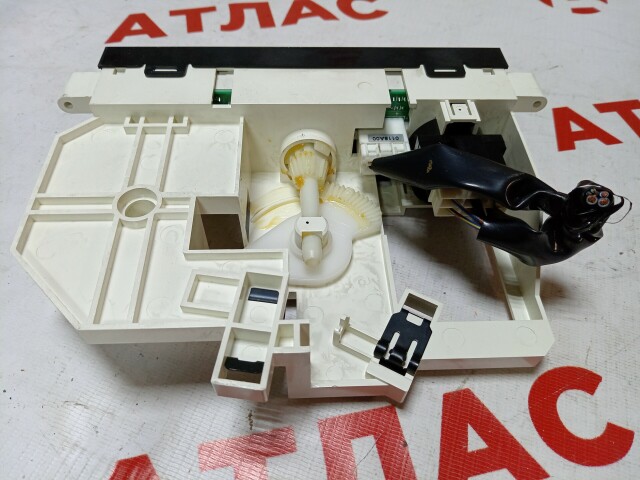 Блок управления печкой и кондиционером NISSAN X-Trail 