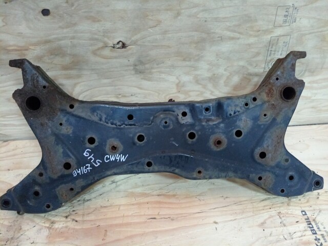 Балка поперечная MITSUBISHI Outlander 