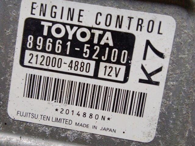 Компьютер TOYOTA Ractis 2SZ-FE