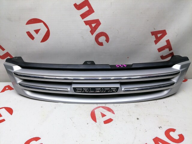 Решетка радиатора TOYOTA Caldina 