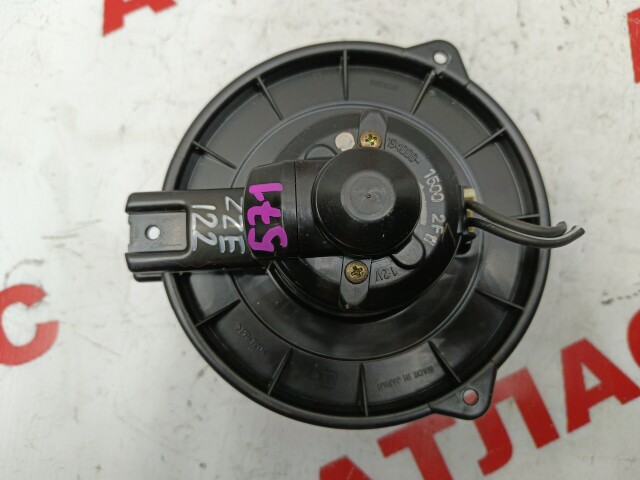 Моторчик печки TOYOTA Corolla Fielder 