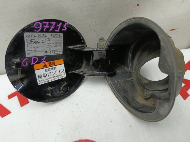 Лючок бензобака HONDA Fit 