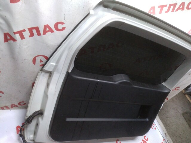 Дверь багажника SUZUKI Escudo 