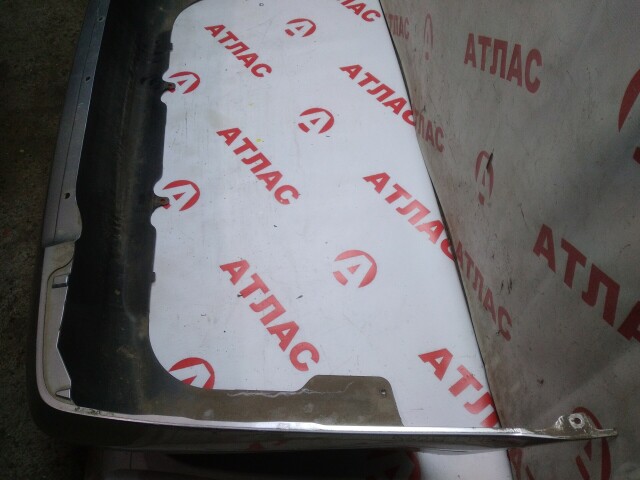 Бампер задний NISSAN Sunny 