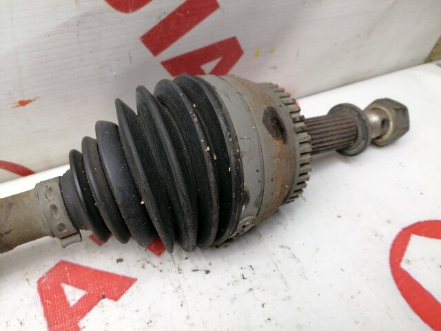 Привод короткий NISSAN Wingroad 