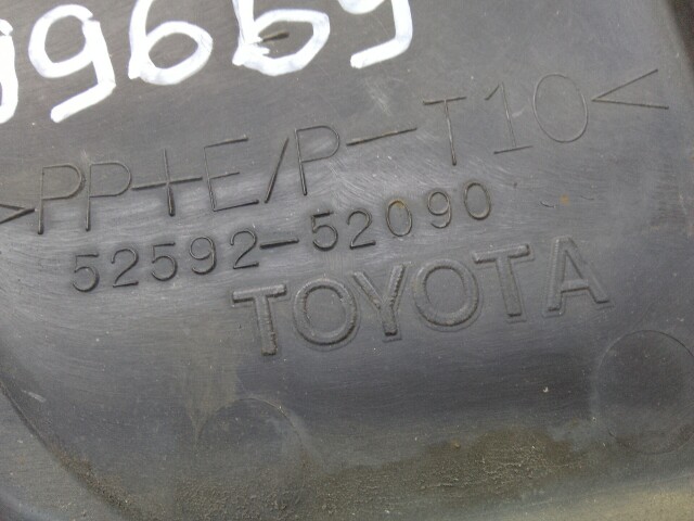 Подкрылок TOYOTA Platz 