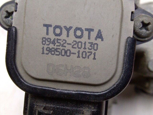 Дроссельная заслонка TOYOTA Corolla Fielder 1NZ-FE