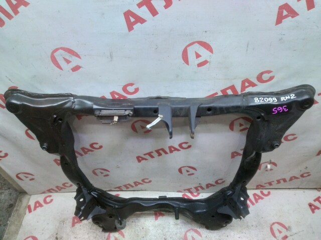 Подрамник HONDA Stream 