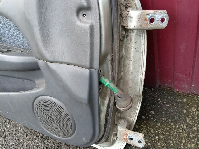 Дверь TOYOTA Sprinter 