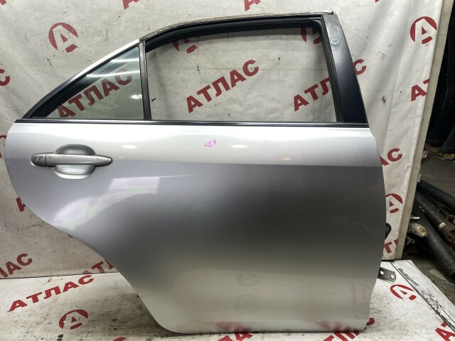 Дверь TOYOTA Camry 