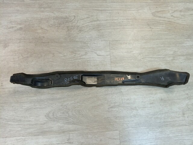 Пыльник крыла TOYOTA RAV4 