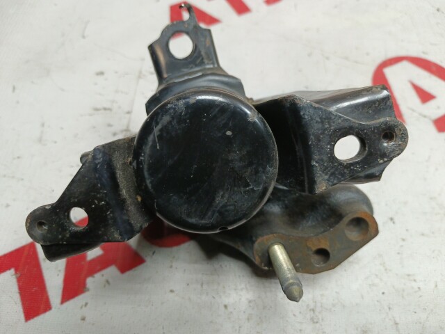 Подушка ДВС TOYOTA Vitz 2SZ-FE