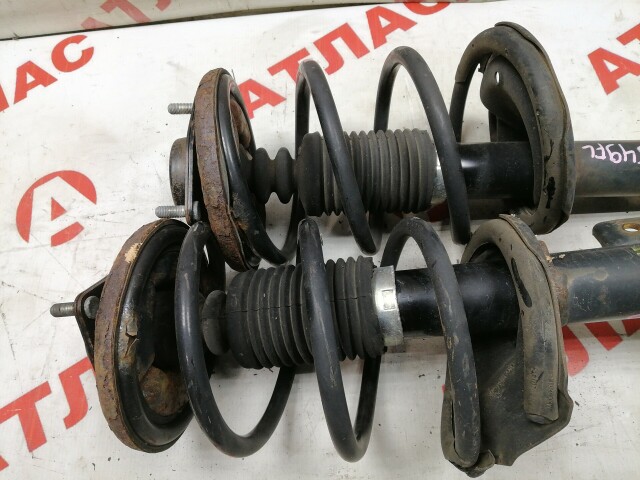 Стойка MITSUBISHI Outlander 