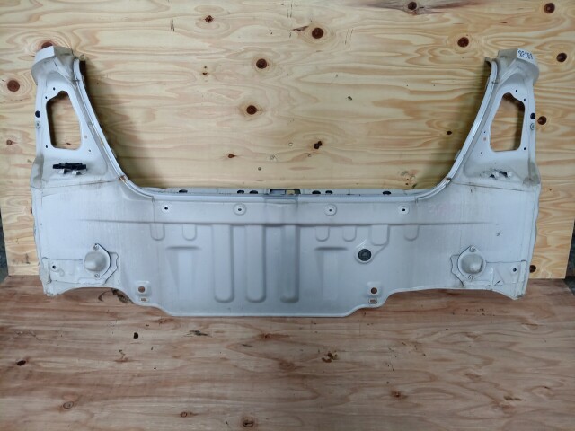 Задняя панель TOYOTA Premio 