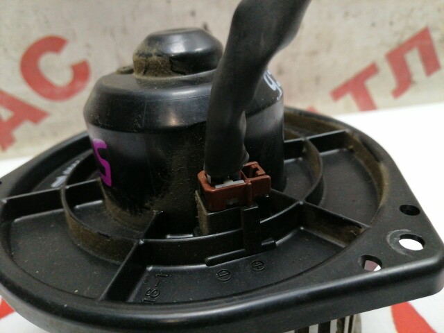 Моторчик печки HONDA HR-V 