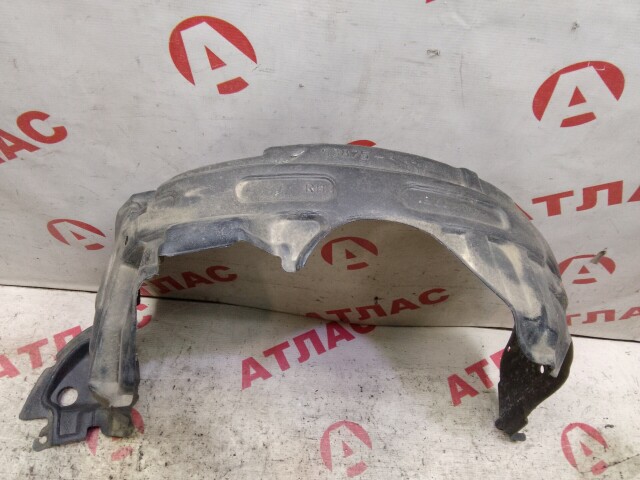 Подкрылок TOYOTA FunCargo 