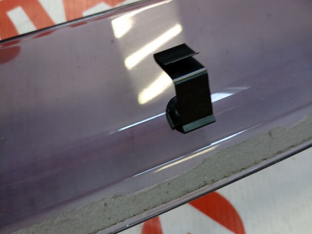 Ветровик NISSAN Sunny 