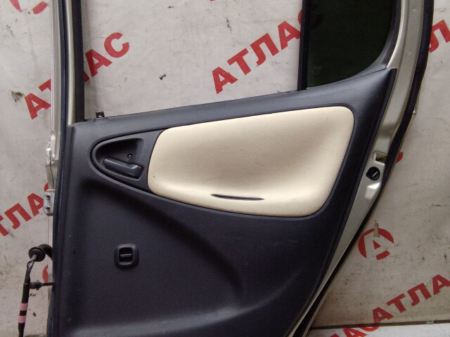Дверь TOYOTA Vitz 