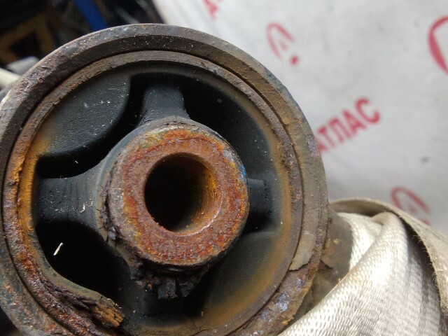 Балка задняя TOYOTA Ist 