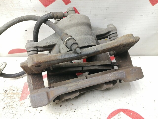 Суппорт TOYOTA Avensis 