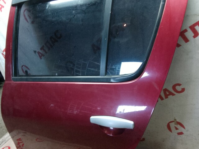 Дверь RENAULT Sandero Stepway 