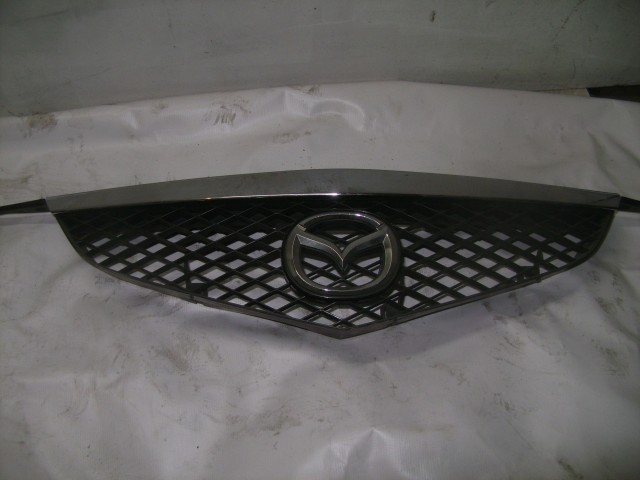 Решетка радиатора MAZDA Premacy 