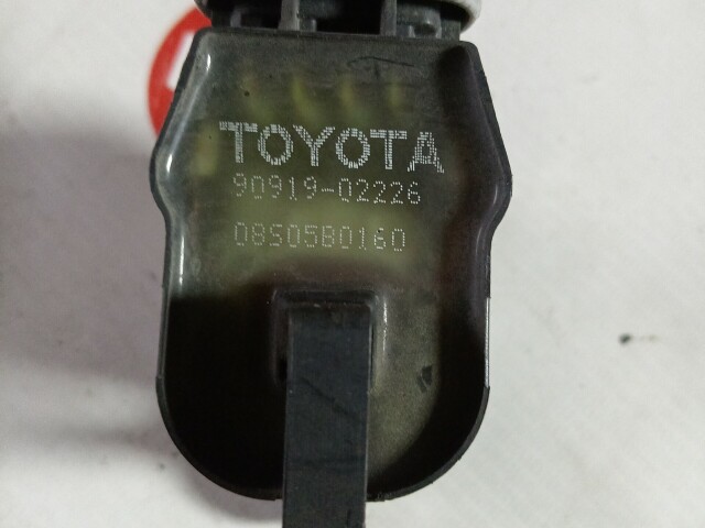 Катушка зажигания TOYOTA Corolla 4E-FE