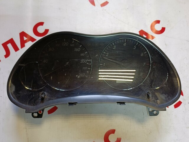 Щиток приборов TOYOTA Avensis 1ZZ-FE