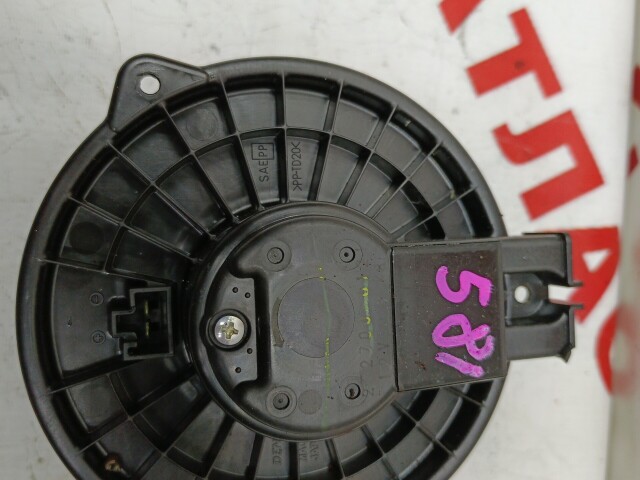 Моторчик печки TOYOTA Sienta 