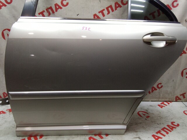 Дверь TOYOTA Avensis 