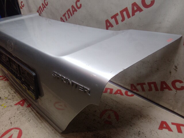 Крышка багажника TOYOTA Sprinter 