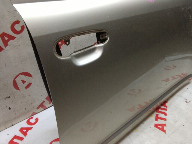 Дверь TOYOTA Vitz 