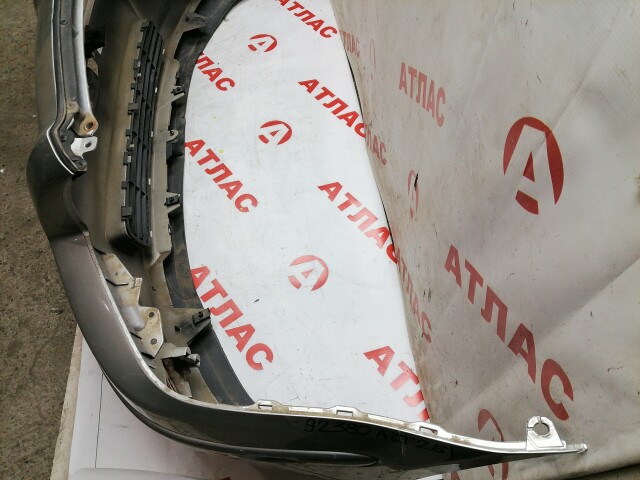 Бампер передний TOYOTA Avensis 