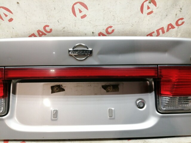 Крышка багажника NISSAN Sunny 