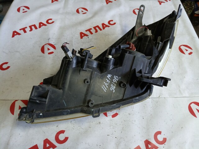 Фара NISSAN Wingroad 