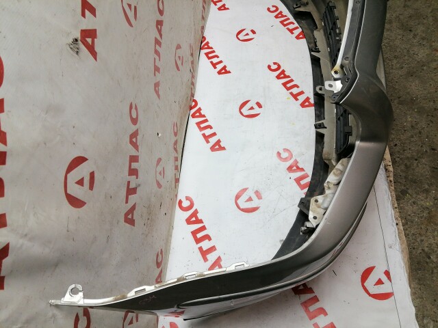 Бампер передний TOYOTA Avensis 