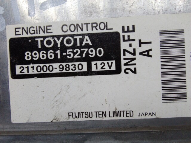 Компьютер TOYOTA Ist 2NZ-FE