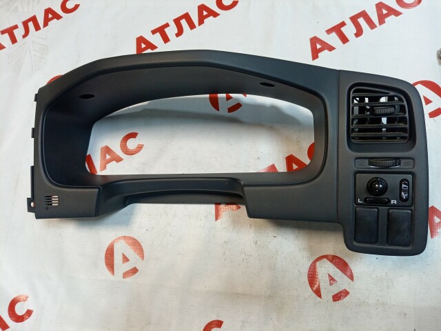 Рамка NISSAN Primera 