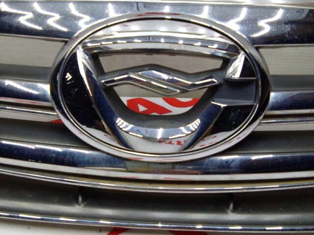 Решетка радиатора TOYOTA Corolla Axio 