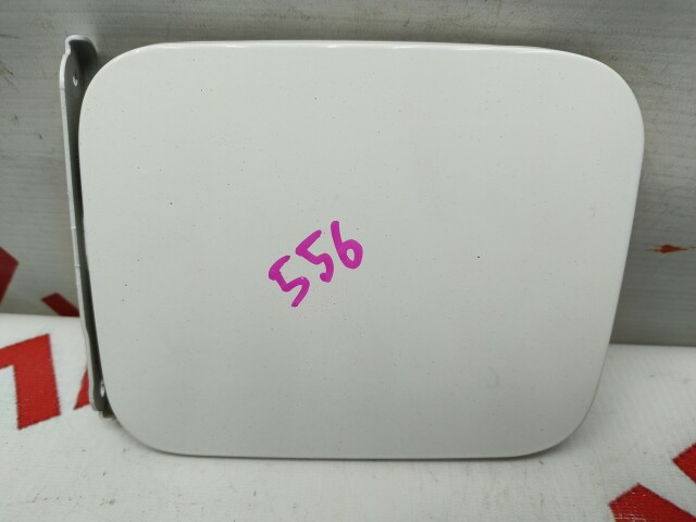 Лючок бензобака NISSAN Sunny 