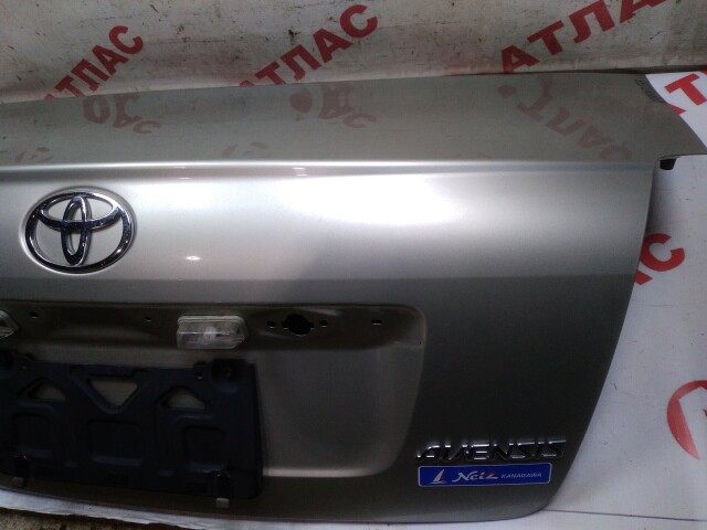 Крышка багажника TOYOTA Avensis 