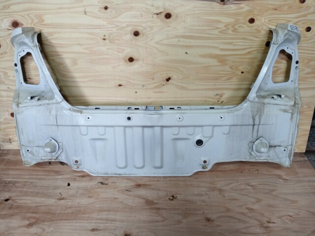 Задняя панель TOYOTA Allion 