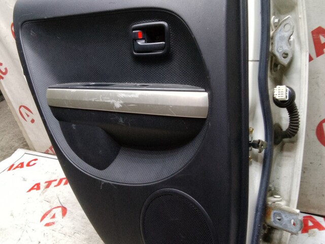 Дверь TOYOTA Ist 