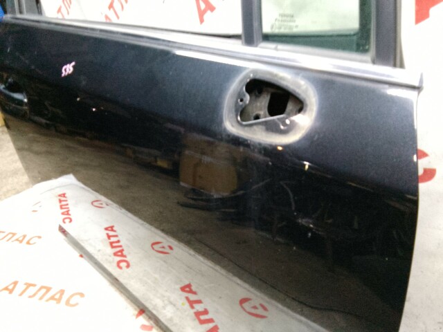 Дверь TOYOTA Avensis 