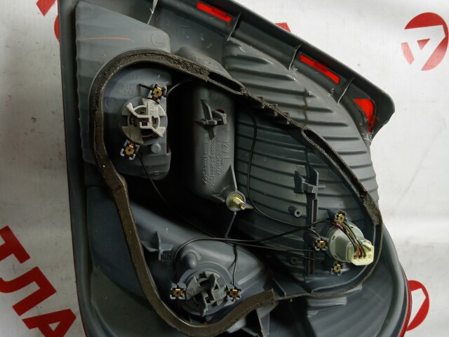 Стоп TOYOTA Platz 