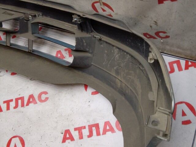 Бампер передний TOYOTA Raum 
